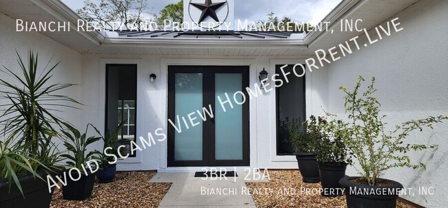 Building Photo - 3015 48th Ave Dr E