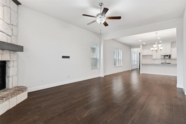 Building Photo - 717 Steppe Dr