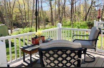 Building Photo - 17 Water St