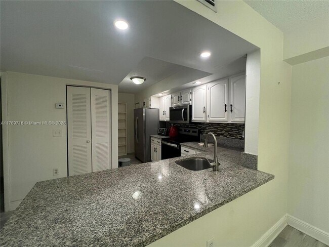 Building Photo - 8580 SW 212th St