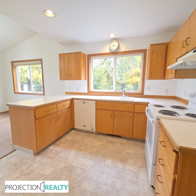 Building Photo - 34371 Church Rd