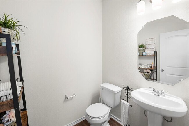 Building Photo - 196 Sweetleaf Dr