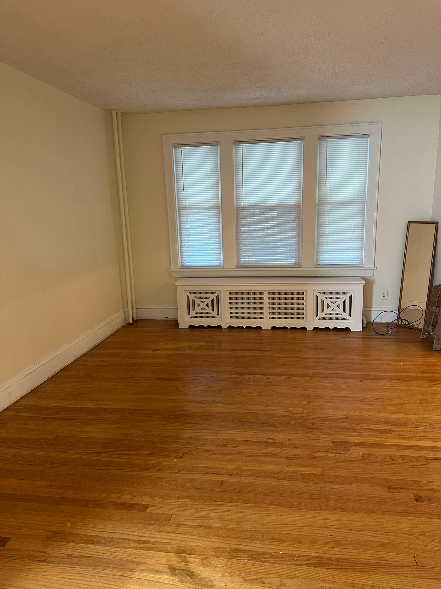 Building Photo - 126 Berkshire Blvd