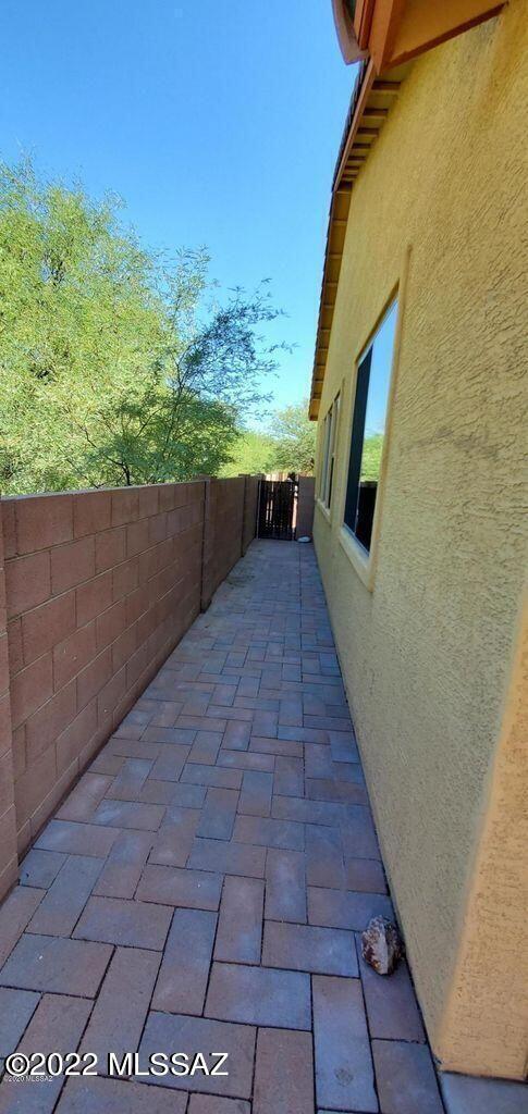 Building Photo - 1630 W Gentle Brook Trail