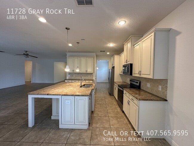 Building Photo - 11728 Gray Rock Trail