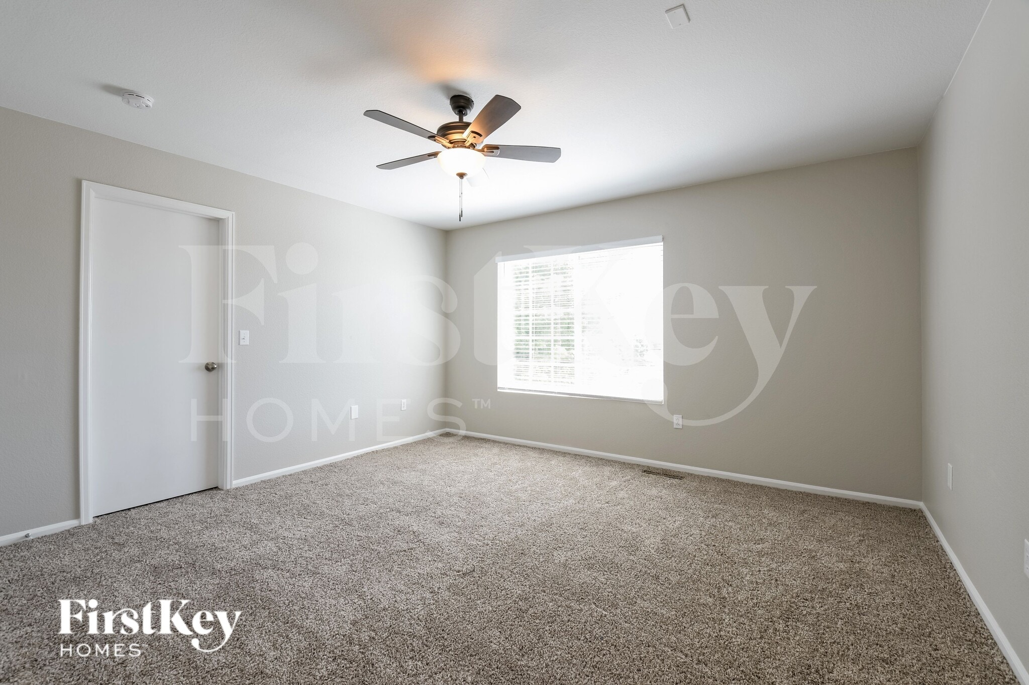 Building Photo - 5592 Jebel Ct
