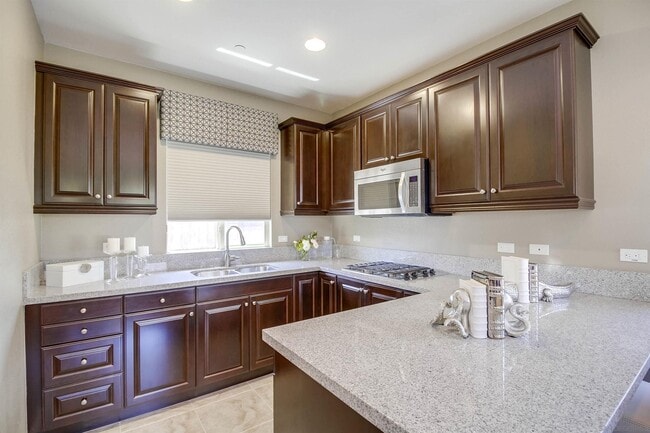 Building Photo - 408 Coastal Hills Dr