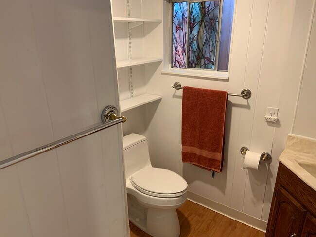 Bathroom - 17958 Redwood Dr