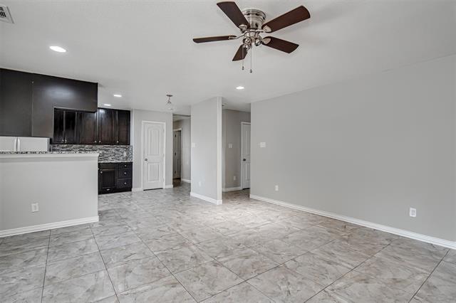 Building Photo - 3405 Spring Meadows Dr