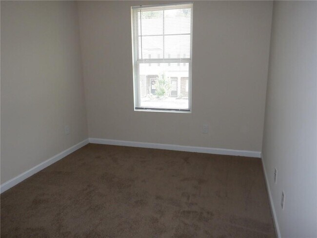 Building Photo - 1522 Iris Walk