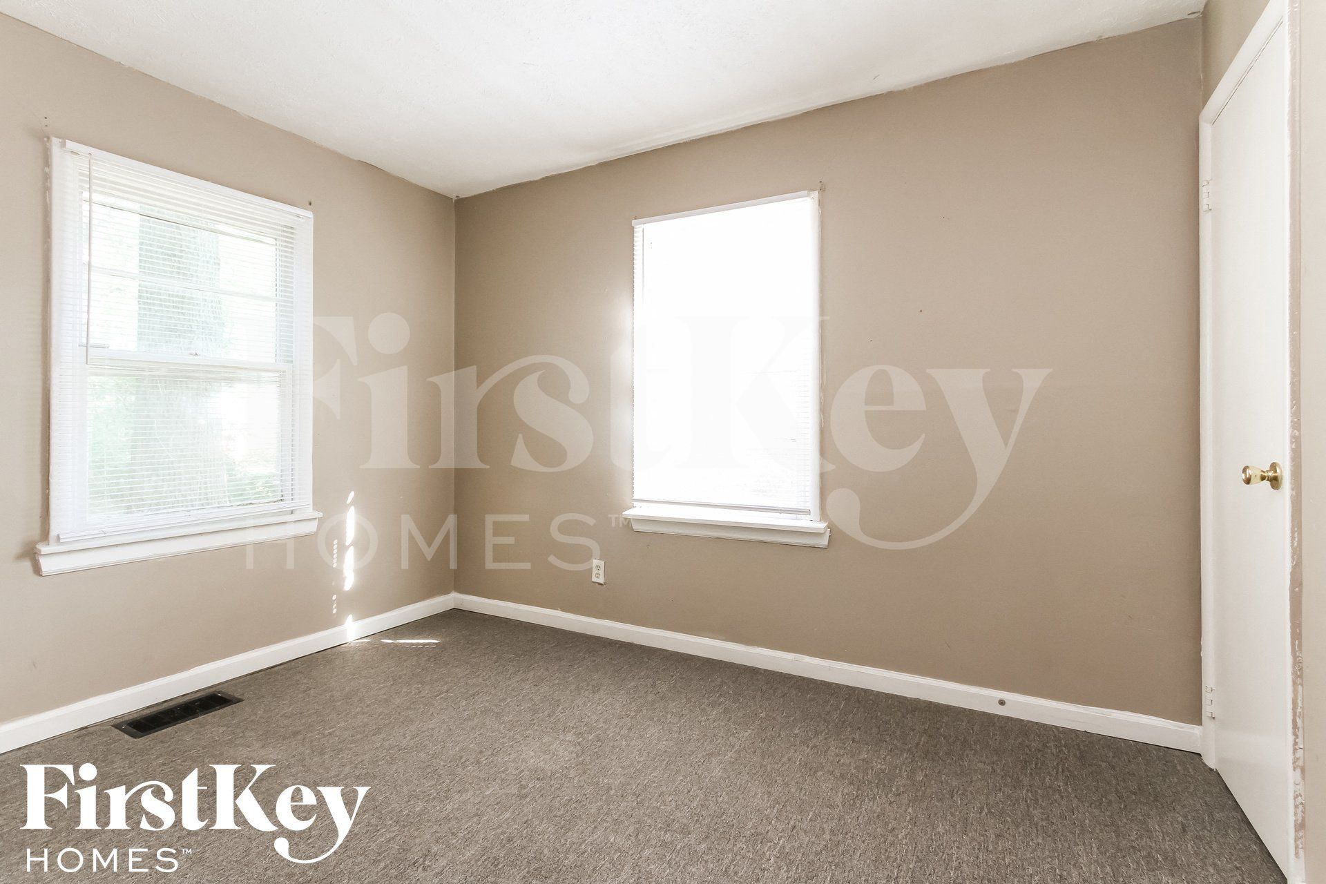 Building Photo - 3605 N Sadlier Dr