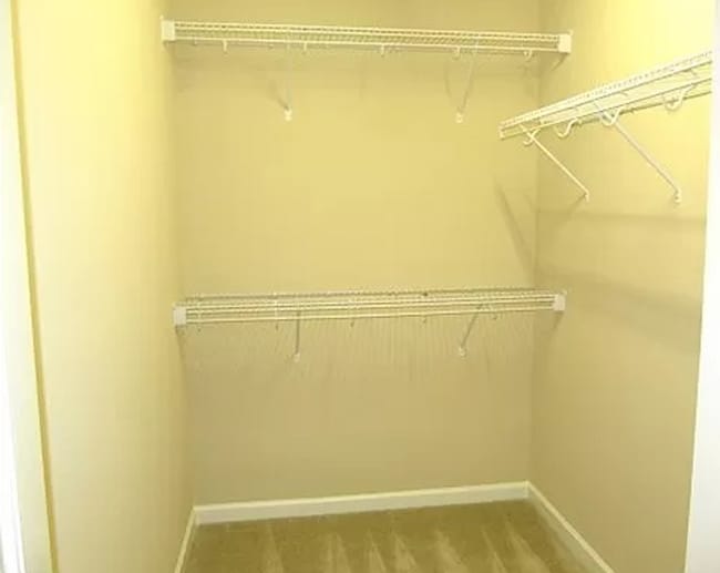 Building Photo - Lovely 3 Bedroom Townhouse in the desirable Addison Reserve Neighborhood of Raleigh