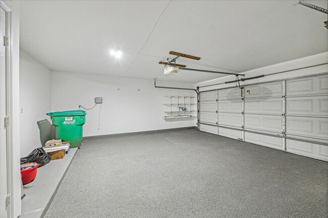 Building Photo - 9126 Bearcove Cir