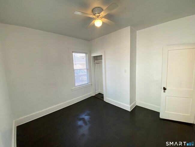 Building Photo - 54-56-56 Westbourne Pkwy