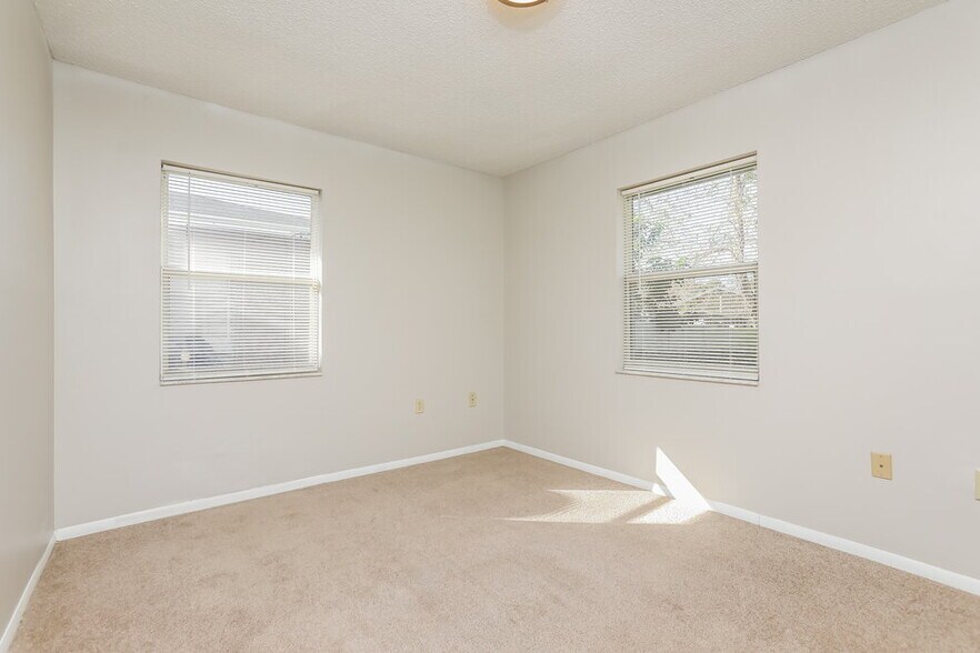 Building Photo - 1608 Gattis Dr