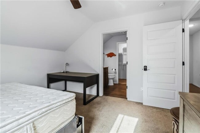 Building Photo - 1299 N Sicily Ln