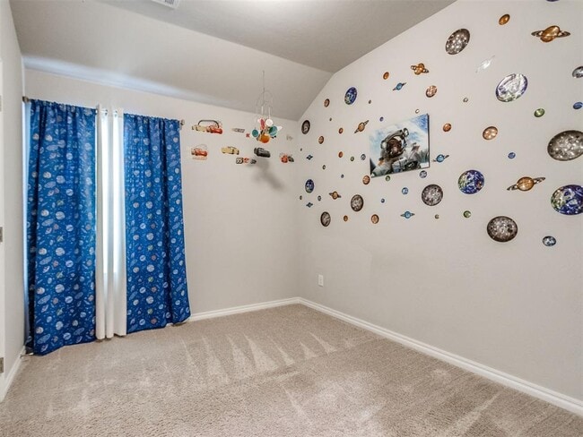 Building Photo - 14805 Gravity Falls Ln