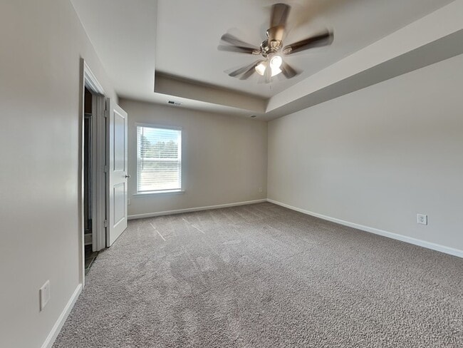 Building Photo - 118 Bent Holly Dr