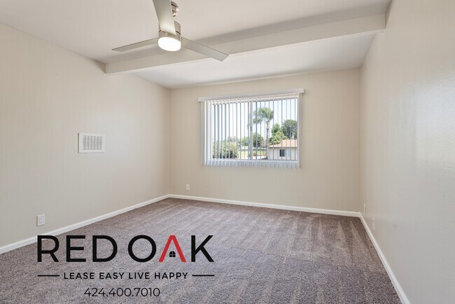 Building Photo - 1375 W San Bernardino Rd