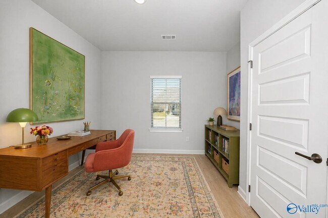 Building Photo - 302 Allene Wy