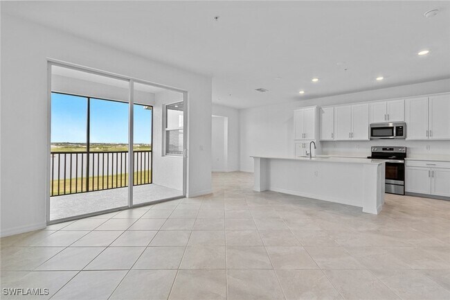 Building Photo - 5807 Double Eagle Cir
