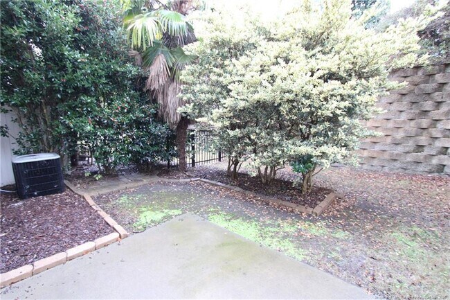 Building Photo - 8367 Primanti Blvd