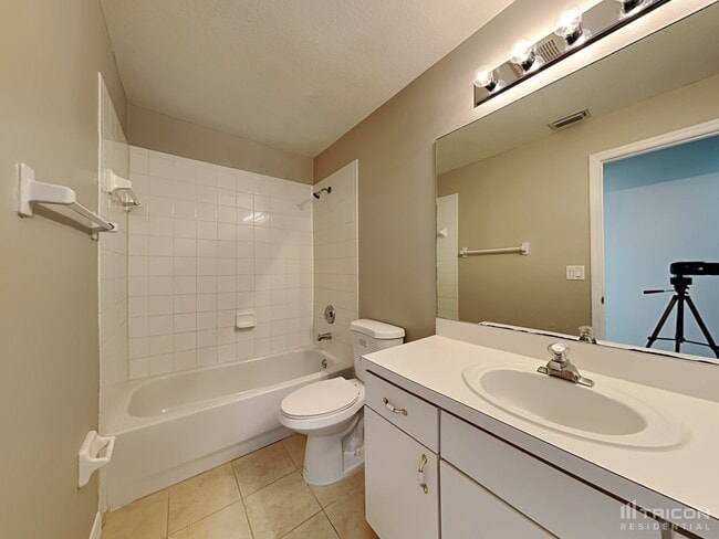 Building Photo - 4220 Mast Ct