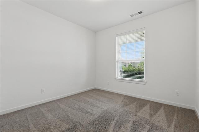 Building Photo - 1105 Kingston Ct