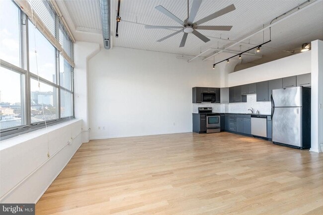 Building Photo - 2200 Arch St