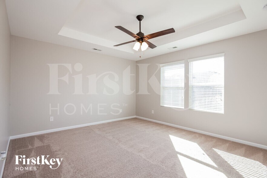 Building Photo - 6729 Barefoot Forest Dr