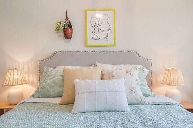 Building Photo - 4459 Brygger Dr W