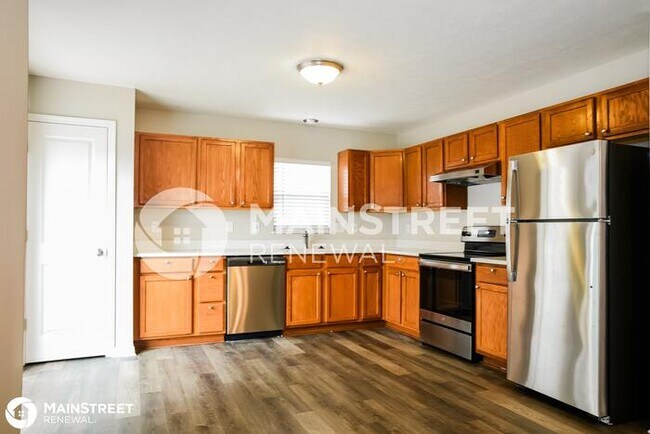 Building Photo - 146 POE AVE, LITHOPOLIS, OH 43136