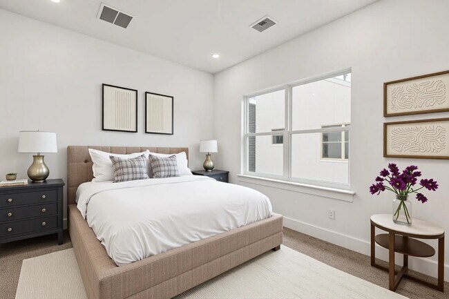 Building Photo - 113 Milby St