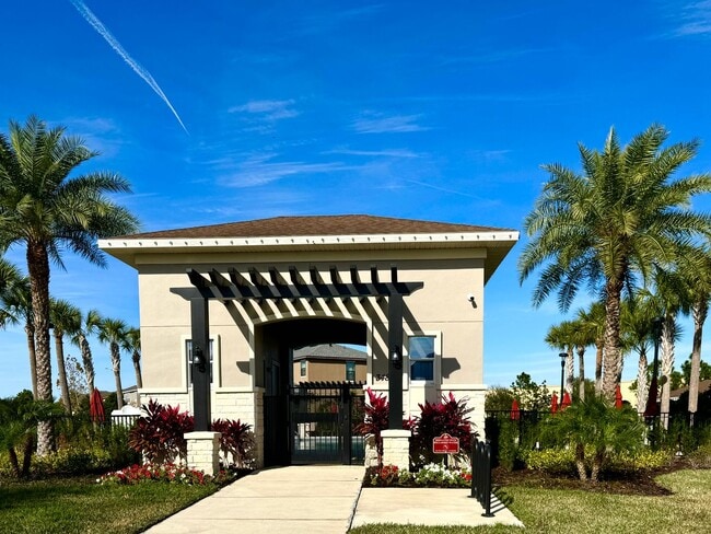 Building Photo - Somerset Park 5 Bedrooms, 4 Bathrooms