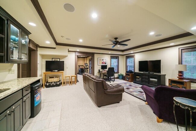 Building Photo - 5342 Tormeall Trace