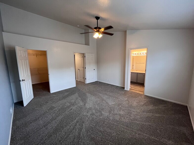 Building Photo - 1888 Reilly Grv