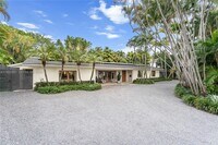 Building Photo - 3625 Battersea Rd