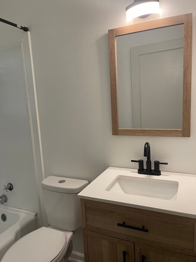 Building Photo - 3030 Carol Ave