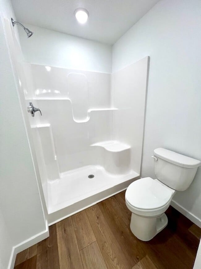 Building Photo - 478 Lennox; Willard - NEW Home - HOA - Community Pool - 4Bed 2Bath 3Car Garage