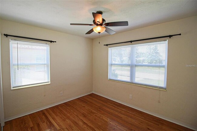 Building Photo - 135 Ricardo Way NE