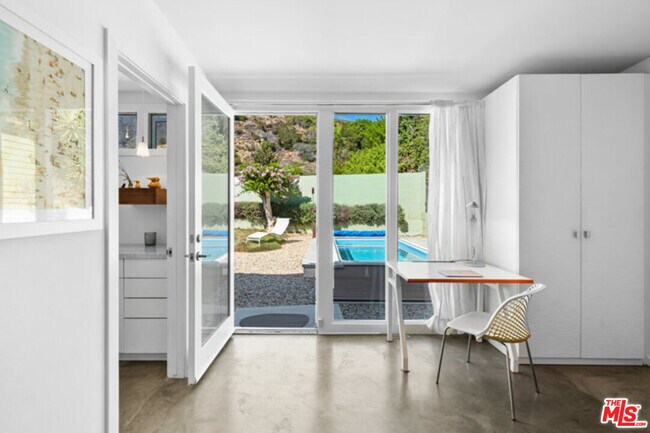 Building Photo - 18105 Sandy Cape Dr