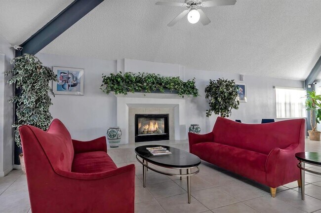 Building Photo - 5003 Laguna Bay Cir
