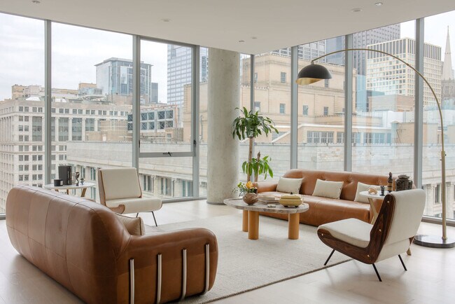 Building Photo - 60 E Randolph St