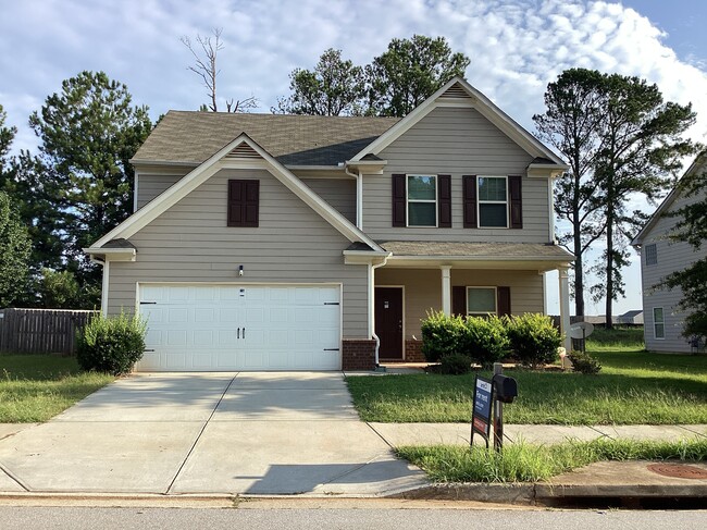 Building Photo - 4025 Clay Ct SE