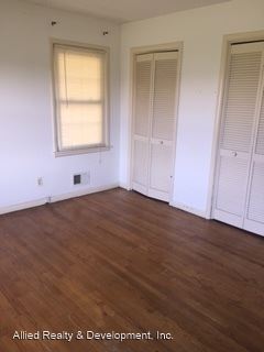 Building Photo - 3 br, 2.5 bath House - 229 Cedar Crest