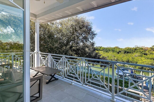 Building Photo - 620 Inlet Waters Cir