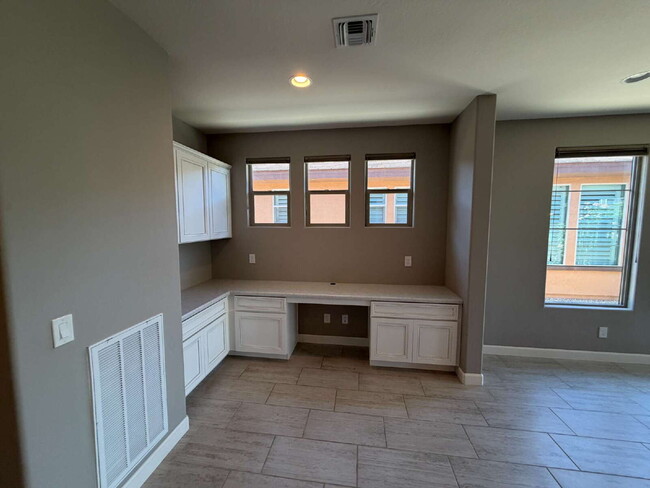 Building Photo - 35989 N Kennedia Ln