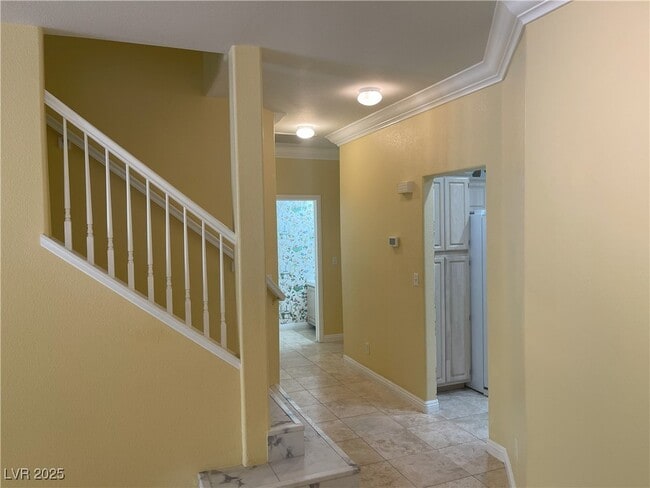 Building Photo - 1136 Scenic Crest Dr