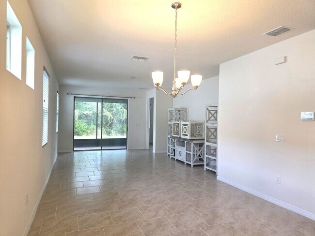 Building Photo - 55+ Gated Community at Palms at Serenoa