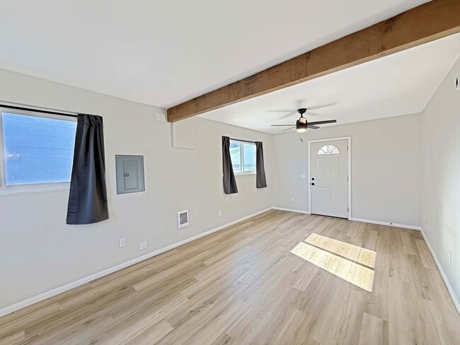 Building Photo - Beautiful Studio Style Condo in Morena w/ ...